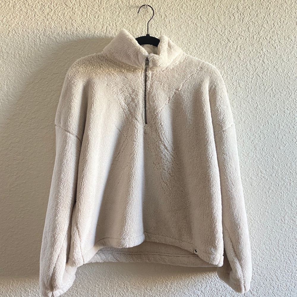 Abercrombie & Fitch Sherpa Quarter Zip